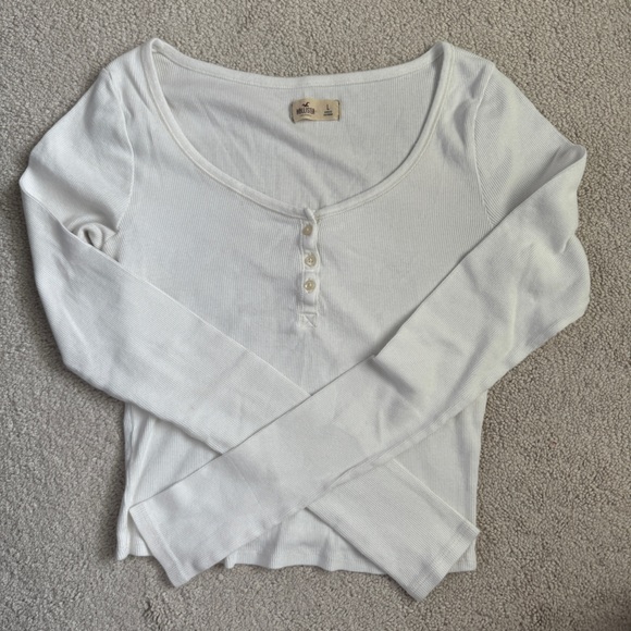 Hollister Button Detail Ribbed Long Sleeve - Picture 1 of 4